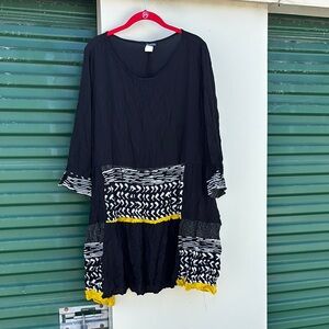 Black and Yellow Patterned Women's Dress